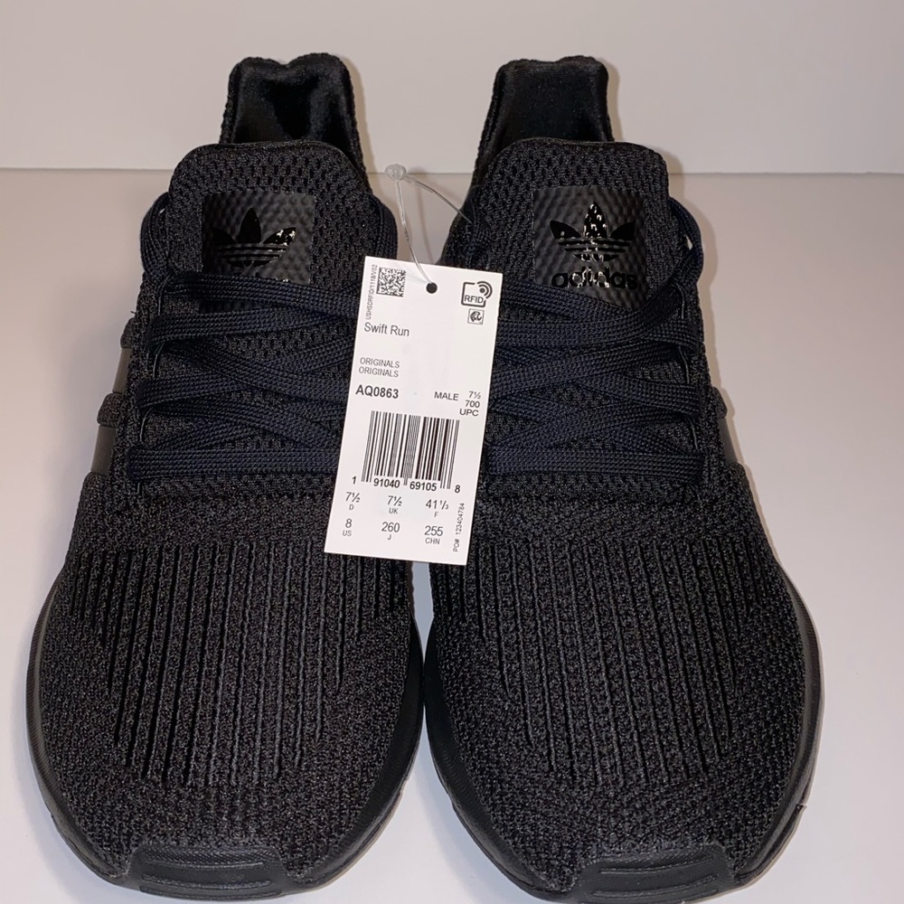Adidas Swift Run